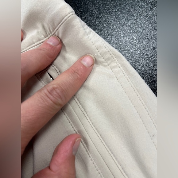 Athleta Abalone Fleece Lined Tapered Cargo Pants Sz 6 - Picture 8 of 9